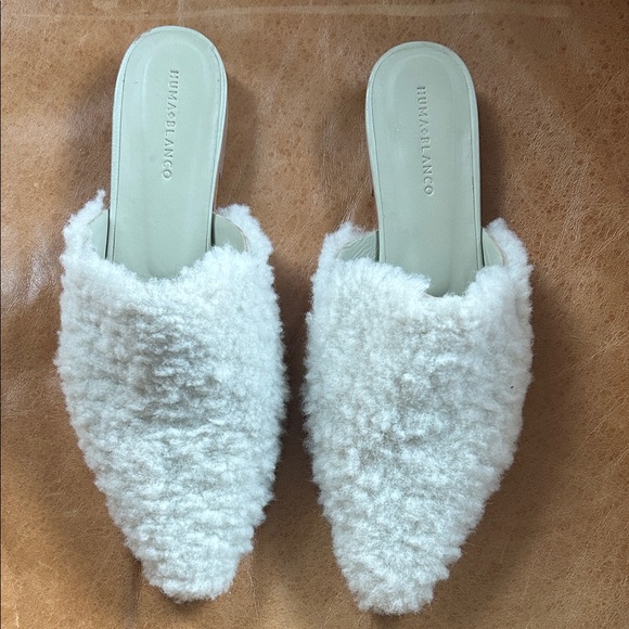 Huma Blanco Size 9 Sherling Mules - Picture 2 of 5
